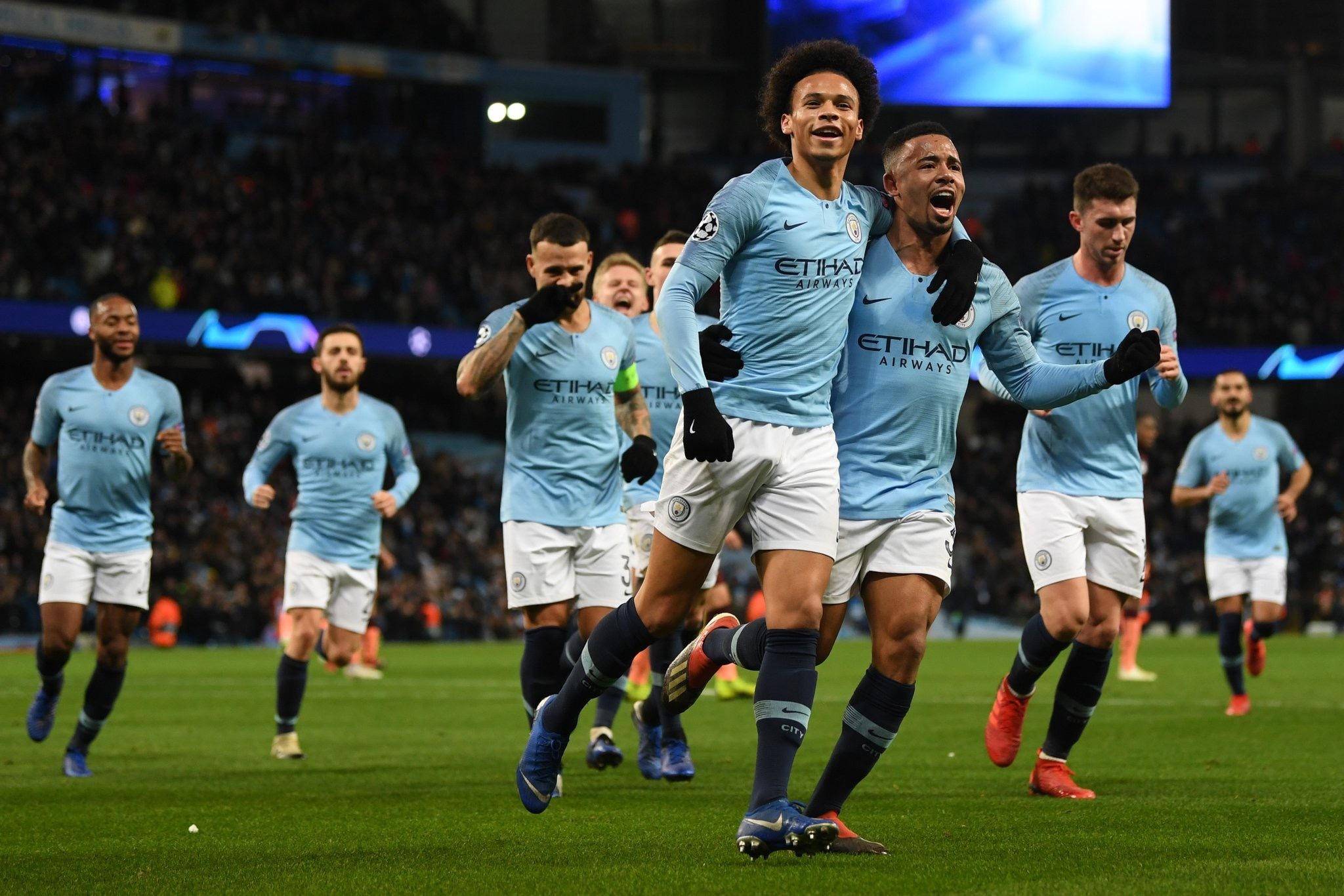 它不仅是两 它不仅是两