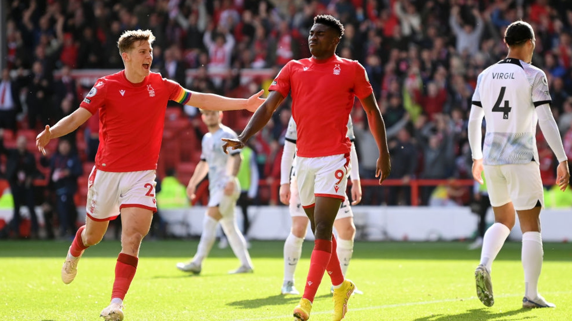 万众期待中 万众期待中